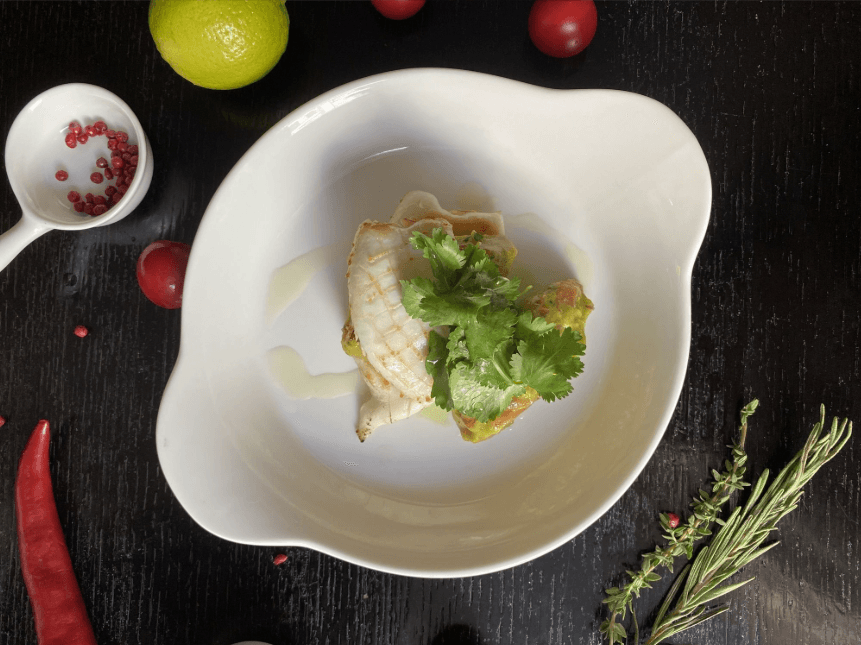 Кальмары гриль с домашним гуакамоле