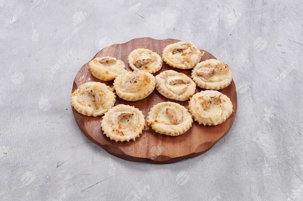 Мини-пицца с курицей 1 шт.