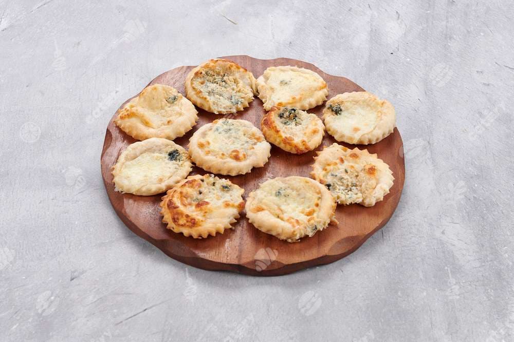 Мини-пицца сырная 1 шт.