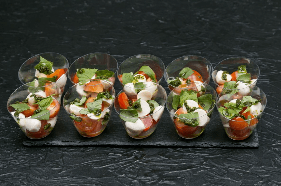 Мини-салат «Капрезе» 1 шт.